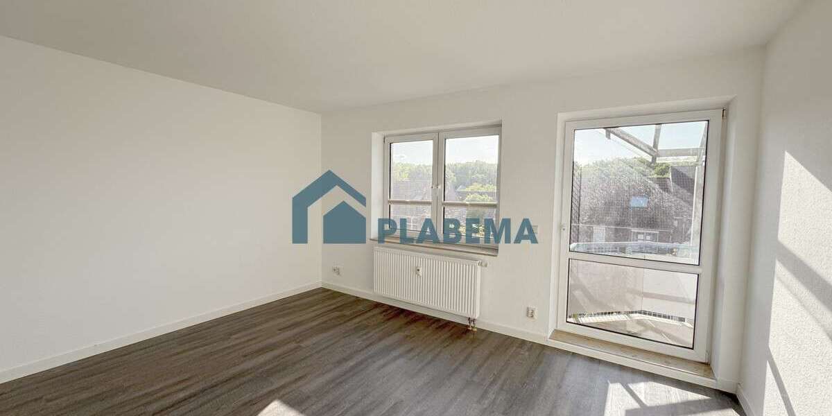 Etagenwohnung Neubrandenburg - 4 Zimmer, 91 m&sup2;, 1.300&euro; | Angebot:24640393