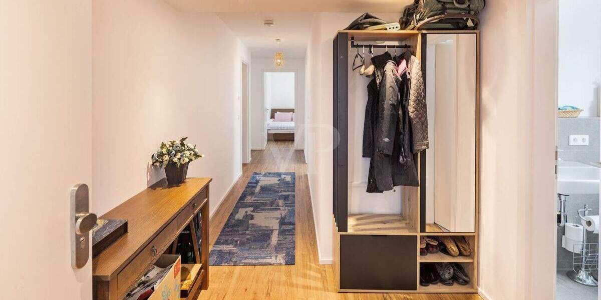 Etagenwohnung Gauting - 3 Zimmer, 96 m&sup2;, 1.980&euro; | Angebot:24684550