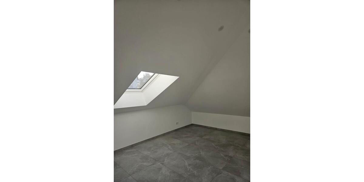 Dachgeschoßwohnung Waldbröl - 2 Zimmer, 48 m&sup2;, 746&euro; | Angebot:26631259