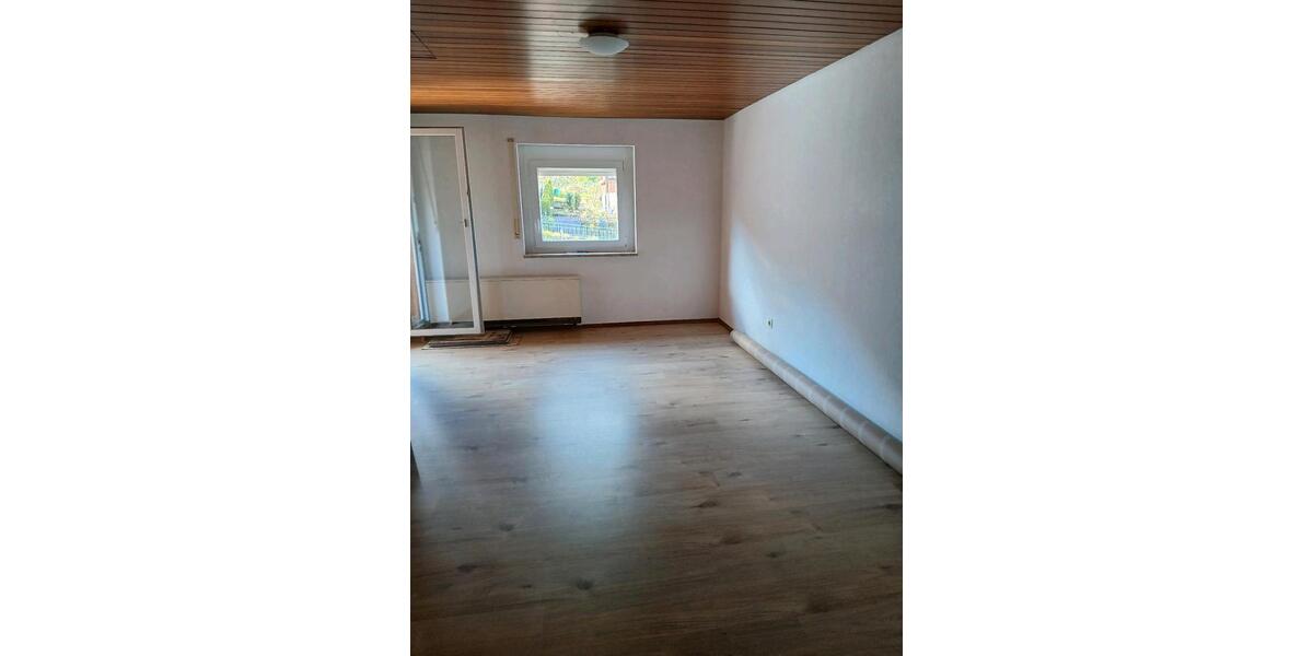 Etagenwohnung Gernsbach - 4 Zimmer, 100 m&sup2;, 750&euro; | Angebot:26250433