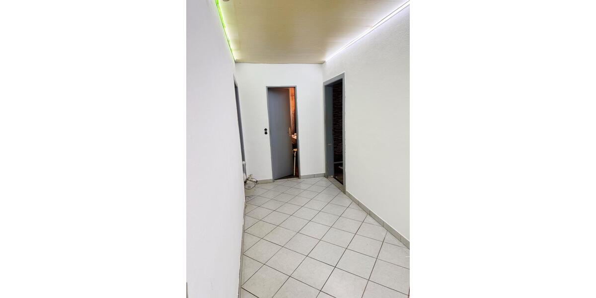 Erdgeschoßwohnung Bad Camberg - 4 Zimmer, 80 m&sup2;, 900&euro; | Angebot:26512793
