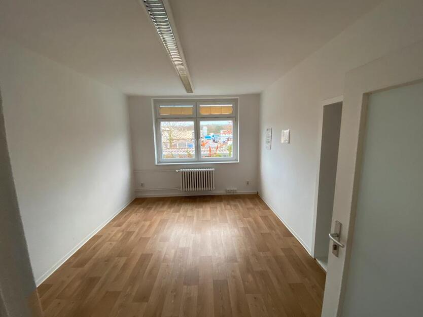 29,98 qm Bürofläche in Bernau zu vermieten!