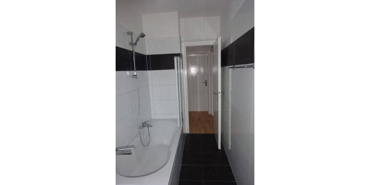 Etagenwohnung Hildesheim Ost - 3 Zimmer, 70 m&sup2;, 590&euro; | Angebot:25040937