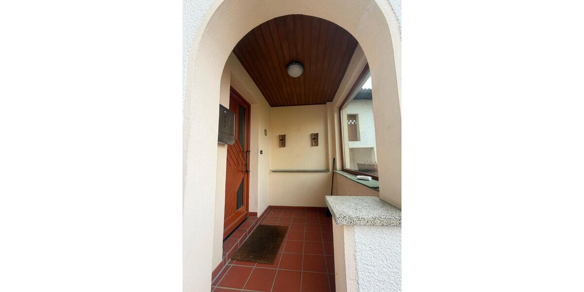 Einfamilienhaus Eggolsheim - 5 Zimmer, 135 m&sup2;, 1.690&euro; | Angebot:26634670