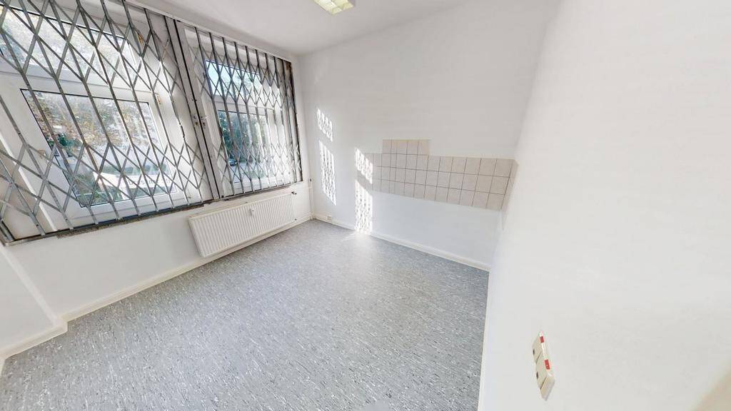 Gewerbeobjekt Chemnitz Zentrum - 4 Zimmer, 120 m&sup2;, 725&euro; | Angebot:26826556