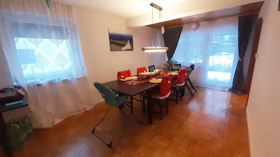 Einfamilienhaus Besigheim - 5 Zimmer, 130 m&sup2;, 1.400&euro; | Angebot:24786914
