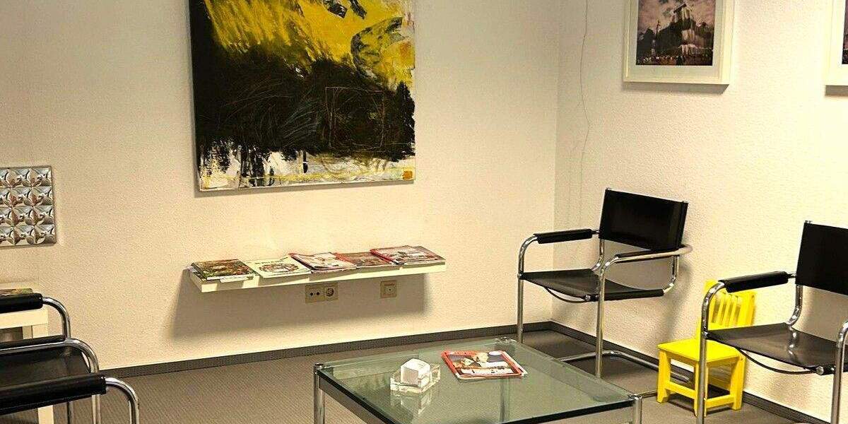 Gewerbeobjekt Rottweil - 3 Zimmer, 135 m&sup2;, 1.100&euro; | Angebot:25742609