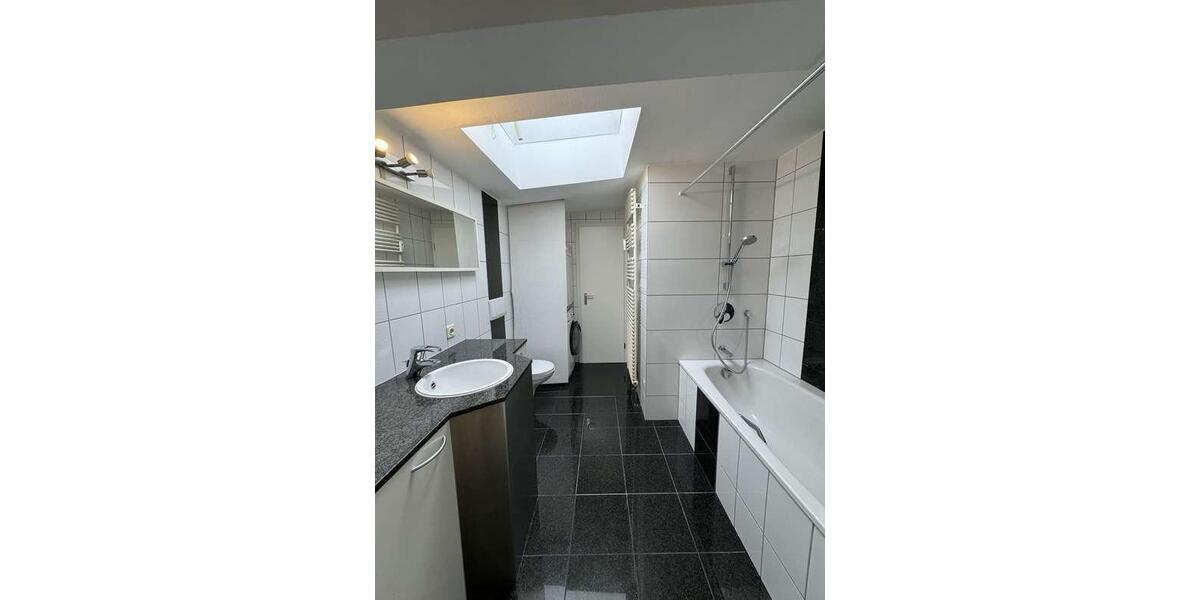 Einfamilienhaus Stuttgart Bad Cannstatt - 1 Zimmer, 86 m&sup2;, 1.550&euro; | Angebot:26614157