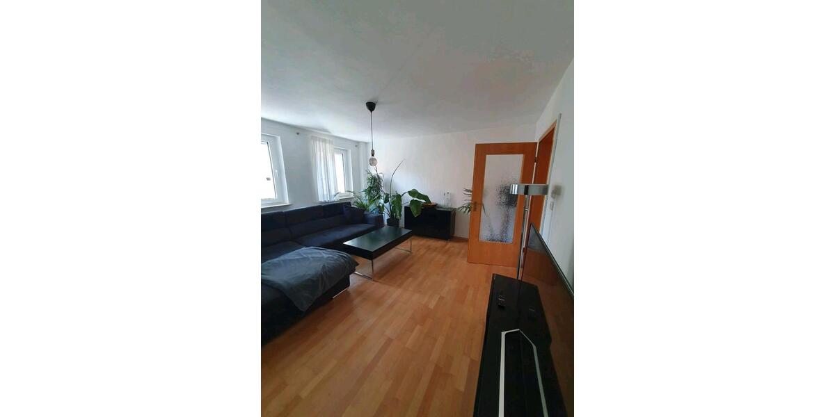 Etagenwohnung Würzburg Heuchelhof - 3 Zimmer, 67 m&sup2;, 1.100&euro; | Angebot:24552893