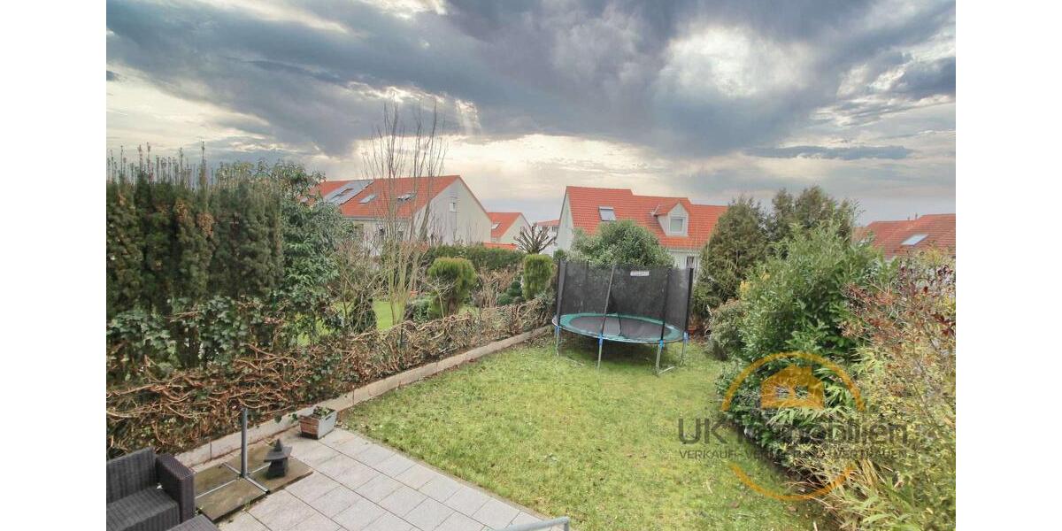 Doppelhaushälfte Bad Vilbel - 6 Zimmer, 165 m&sup2;, 2.600&euro; | Angebot:24382638