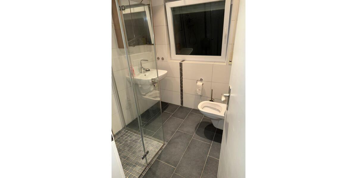 Etagenwohnung Essen Stadtbezirk VIII - 4 Zimmer, 95 m&sup2;, 1.500&euro; | Angebot:26112921