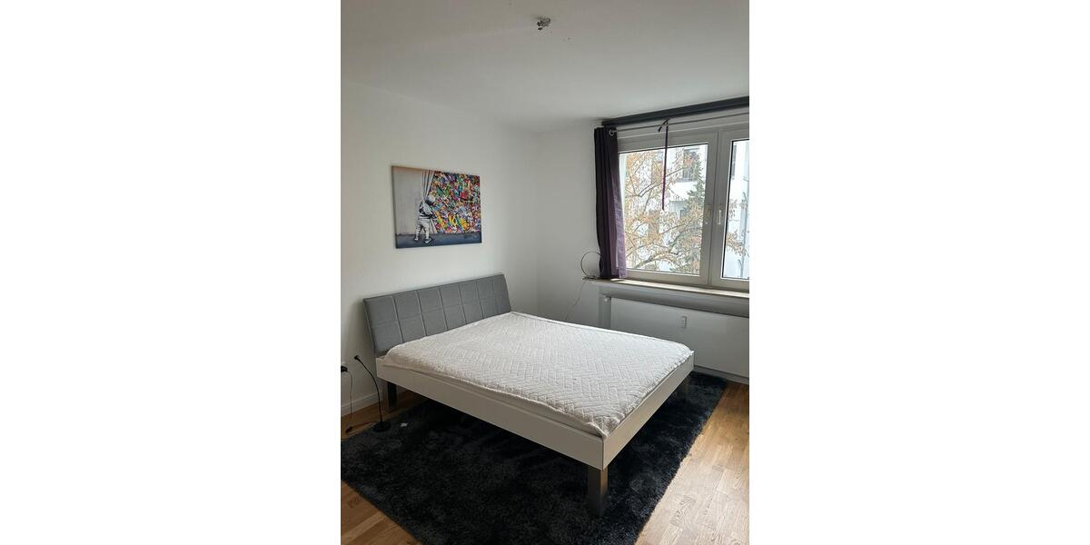 Etagenwohnung Hannover Vahrenwald-List - 3 Zimmer, 104 m&sup2;, 2.330&euro; | Angebot:24885924