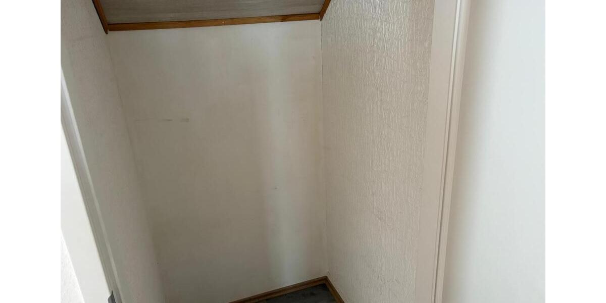 Erdgeschoßwohnung Sankt Ingbert - 3 Zimmer, 120 m&sup2;, 900&euro; | Angebot:25230913
