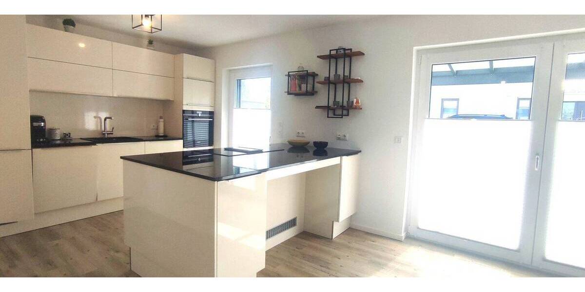 Einfamilienhaus Oberreichenbach - 5 Zimmer, 177 m&sup2;, 2.800&euro; | Angebot:26657299