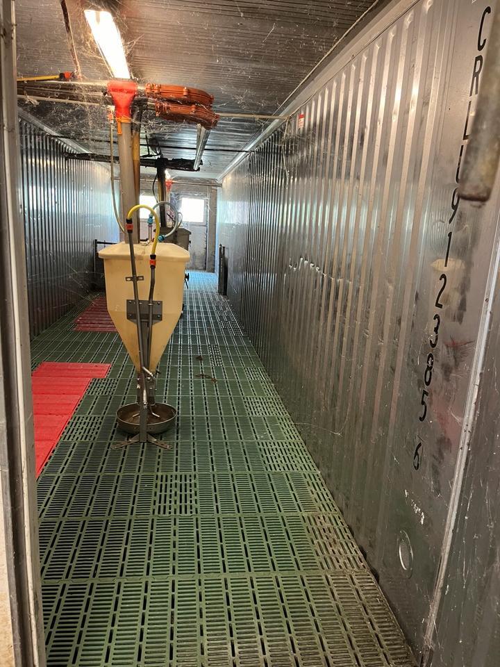 Mehrere, ehemalige Stallgebäude zu vermieten