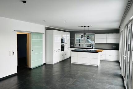 Moderne 3-Zimmer-EG-Wohnung mit Garten, Terrasse & Carport 3 zimmer