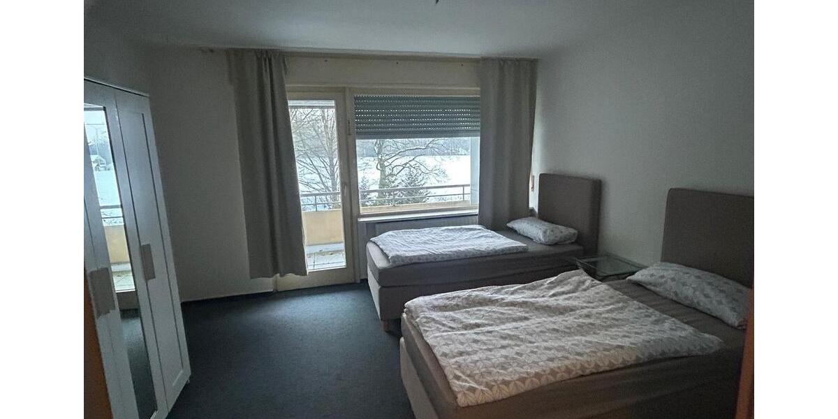 Wohnen auf Zeit Blomberg - 4 Zimmer, 100 m&sup2;, 15&euro; | Angebot:26044466
