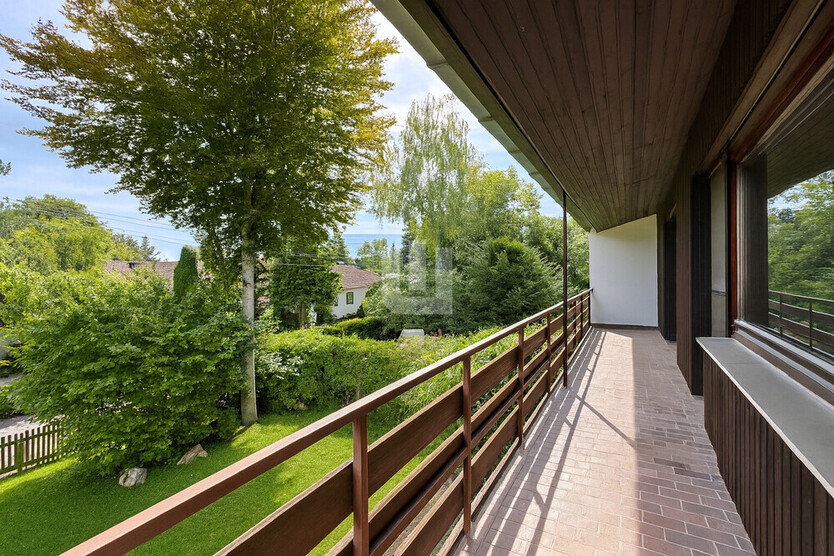 WINDISCH ImmobilieN - große Doppelhaushälfte mit gepflegtem Garten in ruhiger Lage von Gröbenzell