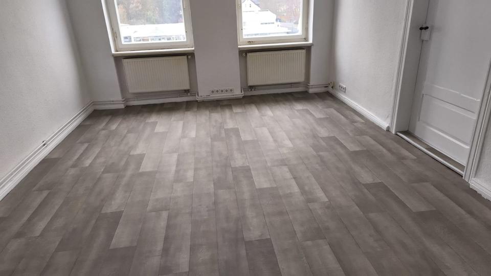 Dachgeschoßwohnung Weißenfels - 2 Zimmer, 59 m&sup2;, 340&euro; | Angebot:23907620