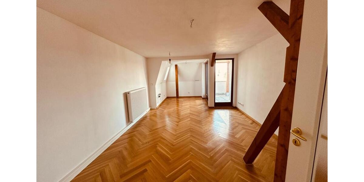 Dachgeschoßwohnung Dresden Cotta - 3.5 Zimmer, 89 m&sup2;, 1.150&euro; | Angebot:26013540