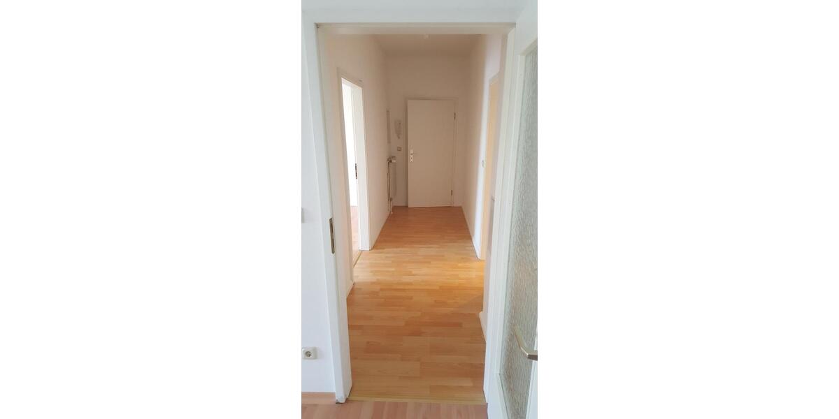 Etagenwohnung Freiberg - 1 Zimmer, 63 m&sup2;, 470&euro; | Angebot:26044969