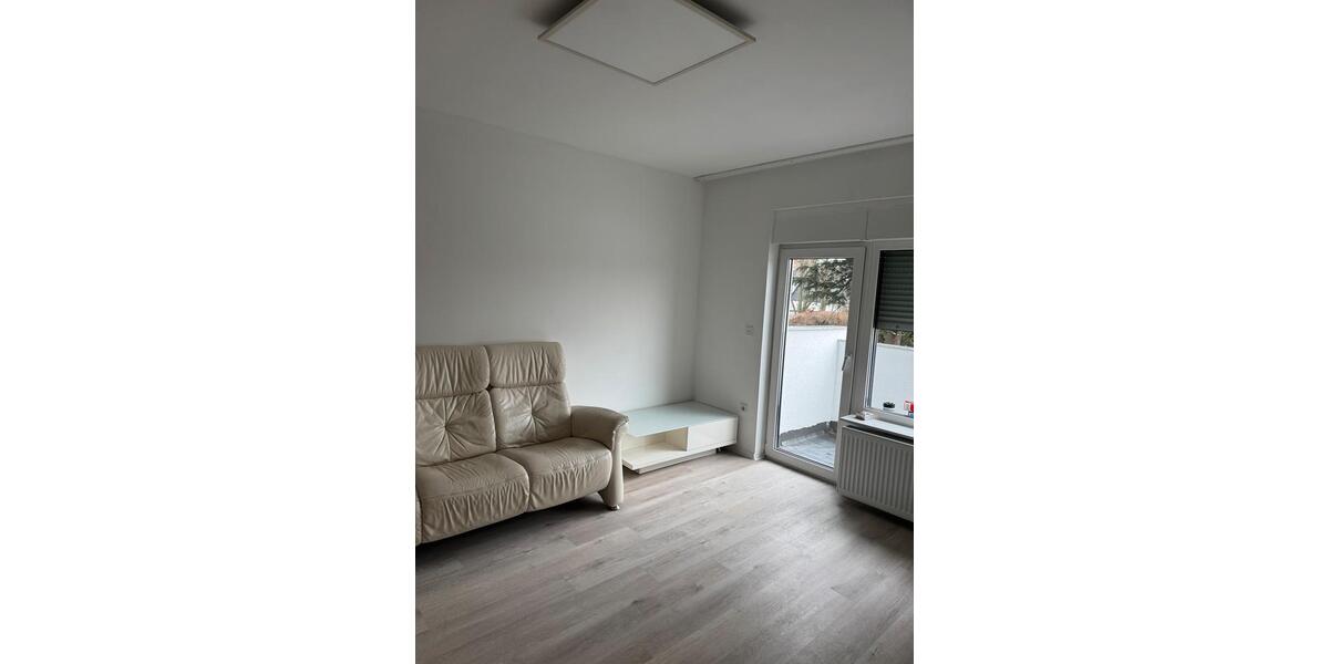 Etagenwohnung Neuss Furth-Mitte - 3 Zimmer, 60 m&sup2;, 1.300&euro; | Angebot:24740019