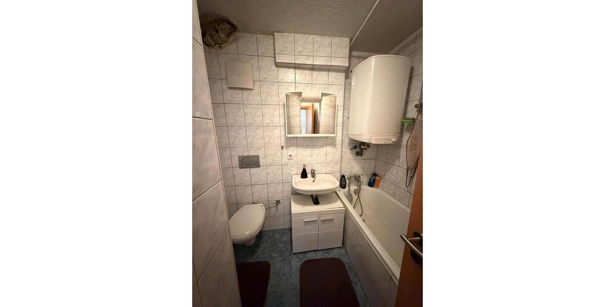 Etagenwohnung Schorndorf - 3 Zimmer, 63 m&sup2;, 1.100&euro; | Angebot:26699170