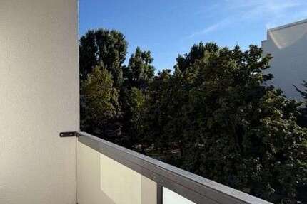 Wohnung Berlin Hellersdorf - 1 Zimmer, 35 m&sup2;, 549&euro; | Angebot:26865831