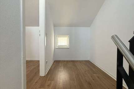 Wohnung Durmersheim - 4 Zimmer, 129 m&sup2;, 1.330&euro; | Angebot:26284252