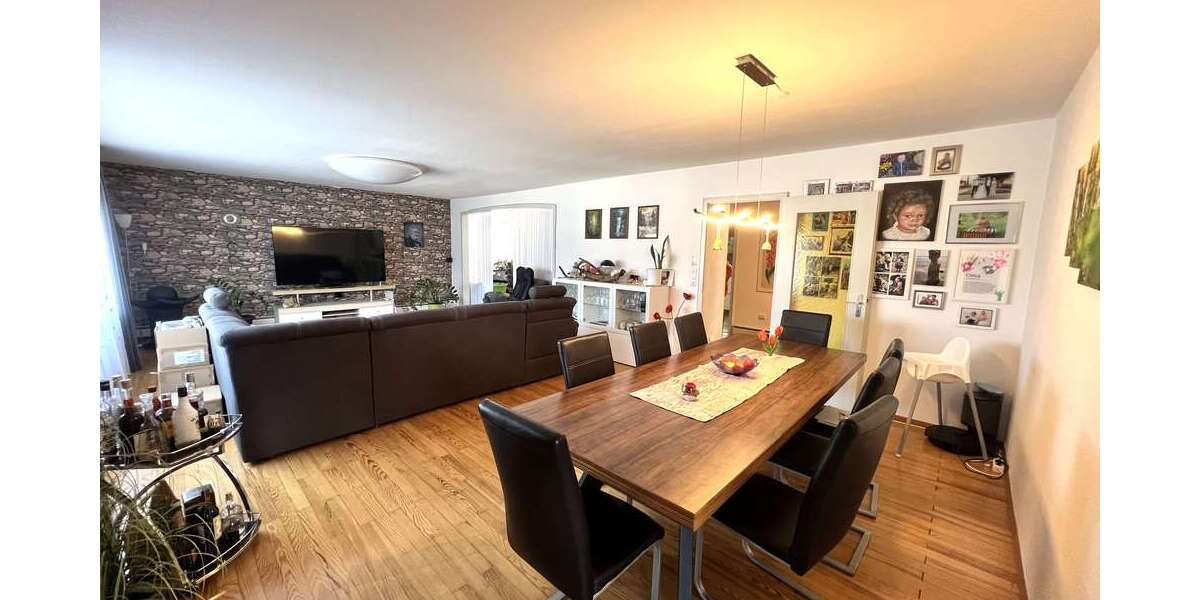 Etagenwohnung Seelbach - 4 Zimmer, 120 m&sup2;, 1.200&euro; | Angebot:24941294