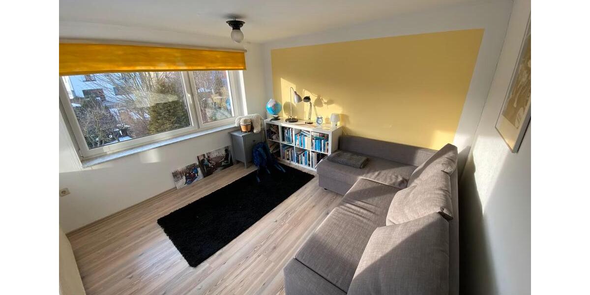 Etagenwohnung Greifswald - 5 Zimmer, 85 m&sup2;, 482&euro; | Angebot:26626469
