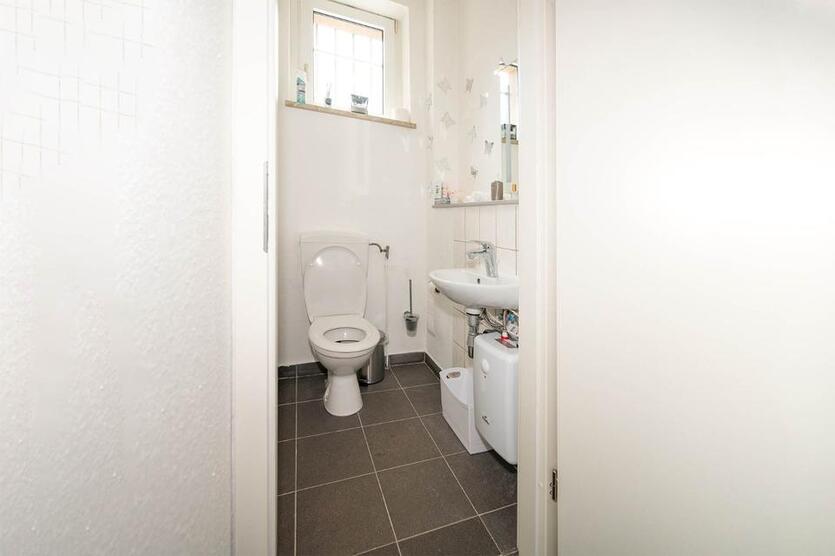 Ladenfläche Heinrich-Nordhoff- EG links 66,85 m² teilbar 3730qm zimmer