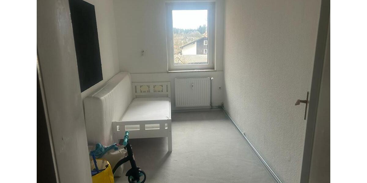 Etagenwohnung Goslar OS Hahnenklee-Bockswiese - 4 Zimmer, 80 m&sup2;, 580&euro; | Angebot:24531521