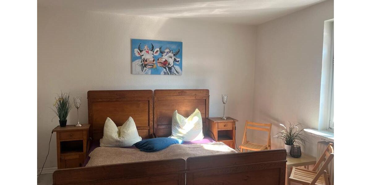 Erdgeschoßwohnung Friedland - 4 Zimmer, 120 m&sup2;, 150&euro; | Angebot:26090975
