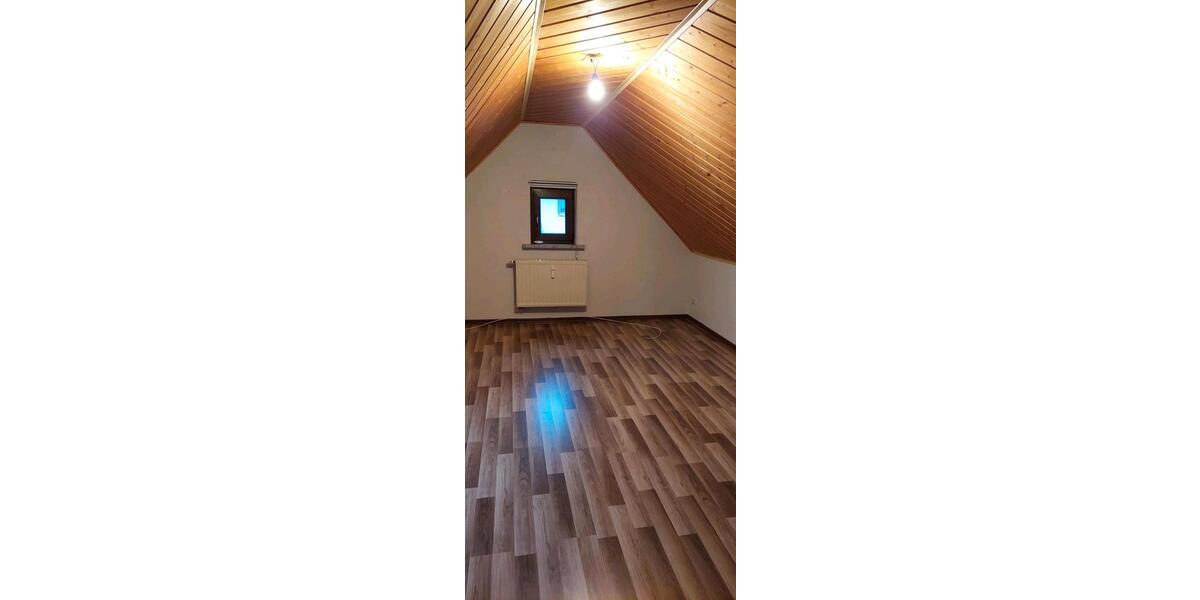 Etagenwohnung Bad Kissingen - 5 Zimmer, 130 m&sup2;, 850&euro; | Angebot:26102527
