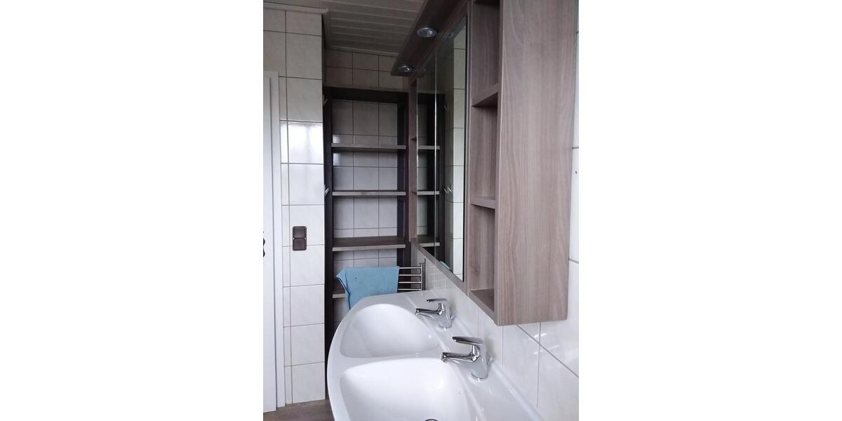 Dachgeschoßwohnung Bechhofen - 4 Zimmer, 114 m&sup2;, 700&euro; | Angebot:25978856