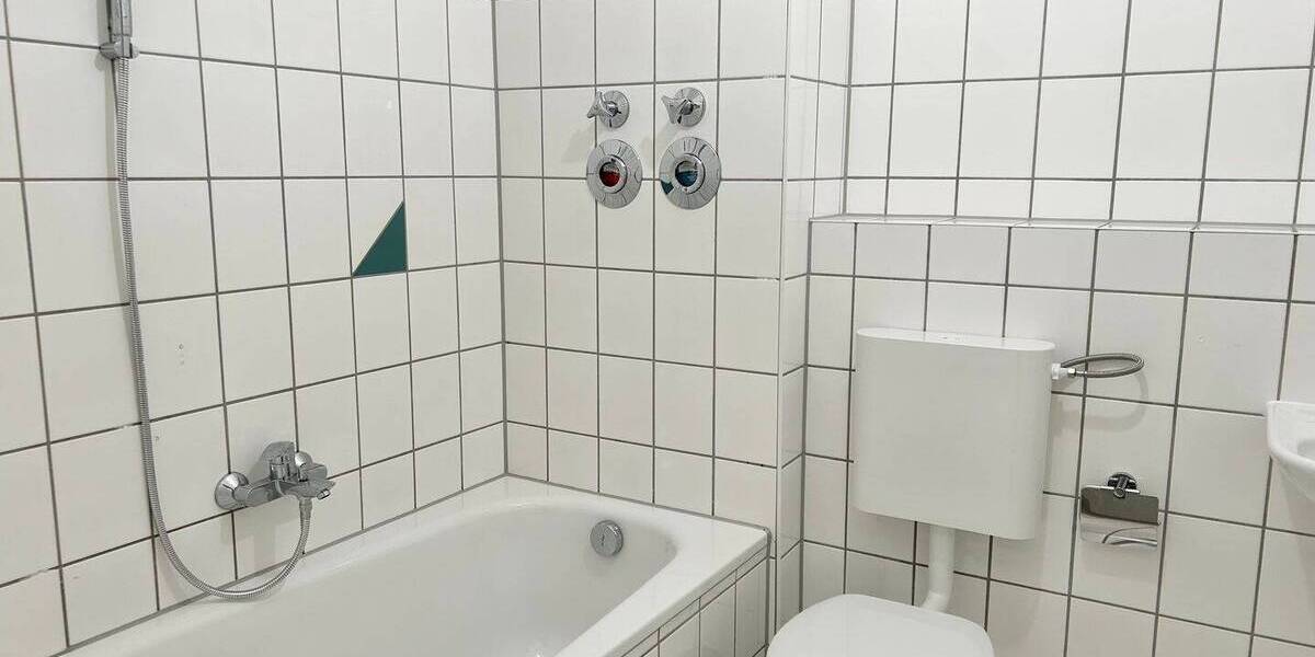 Etagenwohnung Fürth Nordstadt - 2 Zimmer, 75 m&sup2;, 769&euro; | Angebot:23939590
