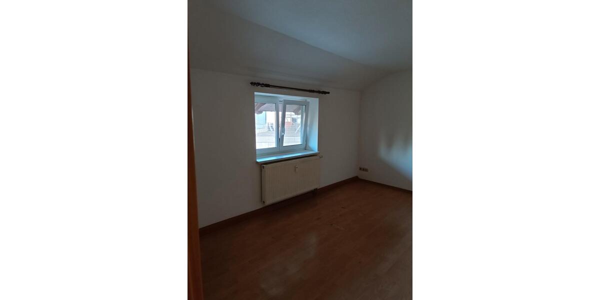 Etagenwohnung Neustadt an der Orla - 1.5 Zimmer, 41 m&sup2;, 250&euro; | Angebot:25977656