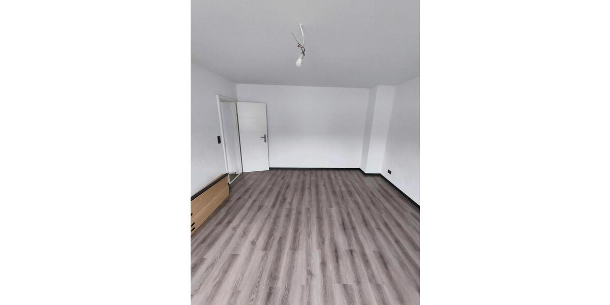 Etagenwohnung Merchweiler - 4 Zimmer, 102 m&sup2;, 875&euro; | Angebot:25883548