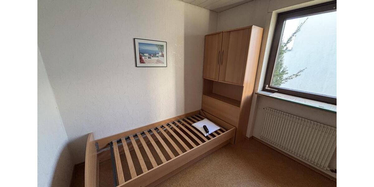 Bungalow Waiblingen Beinstein - 5.5 Zimmer, 156 m&sup2;, 2.050&euro; | Angebot:25097412