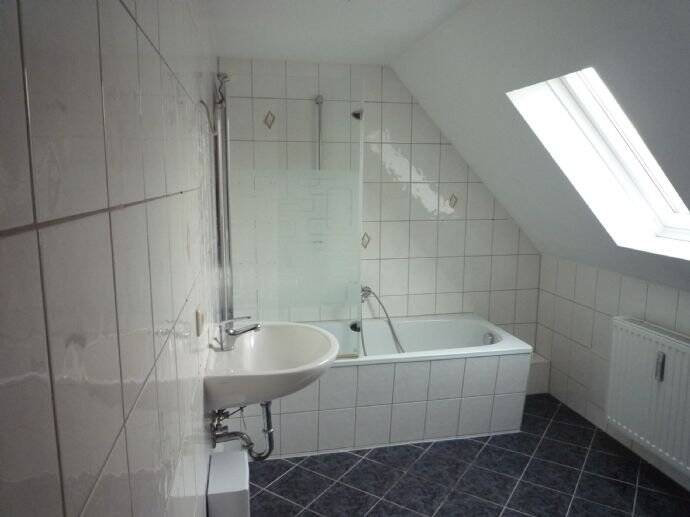 Etagenwohnung Reinsdorf Vielau - 3 Zimmer, 76 m&sup2;, 460&euro; | Angebot:24875202