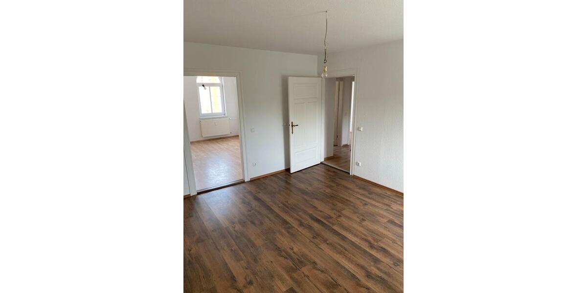 Dachgeschoßwohnung Burg - 2.5 Zimmer, 60 m&sup2;, 400&euro; | Angebot:26346429