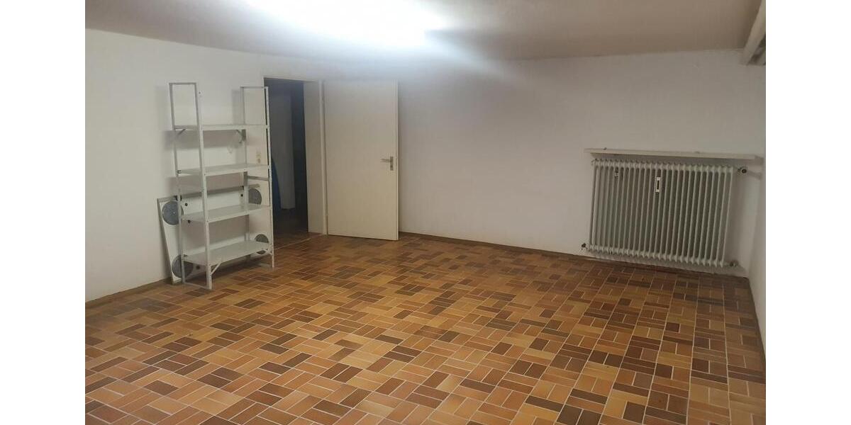 Erdgeschoßwohnung Eichenau - 4 Zimmer, 110 m&sup2;, 1.600&euro; | Angebot:24676685