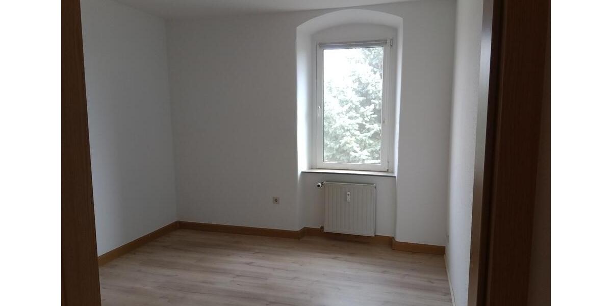 Etagenwohnung Ebersbach - 2 Zimmer, 57 m&sup2;, 377&euro; | Angebot:26125412