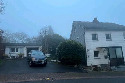 Haus Heidenrod - 4 Zimmer, 130 m&sup2;, 1.250&euro; | Angebot:24980994