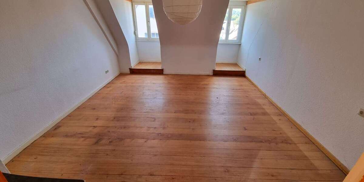 Etagenwohnung Müllheim - 3 Zimmer, 90 m&sup2;, 980&euro; | Angebot:27212115