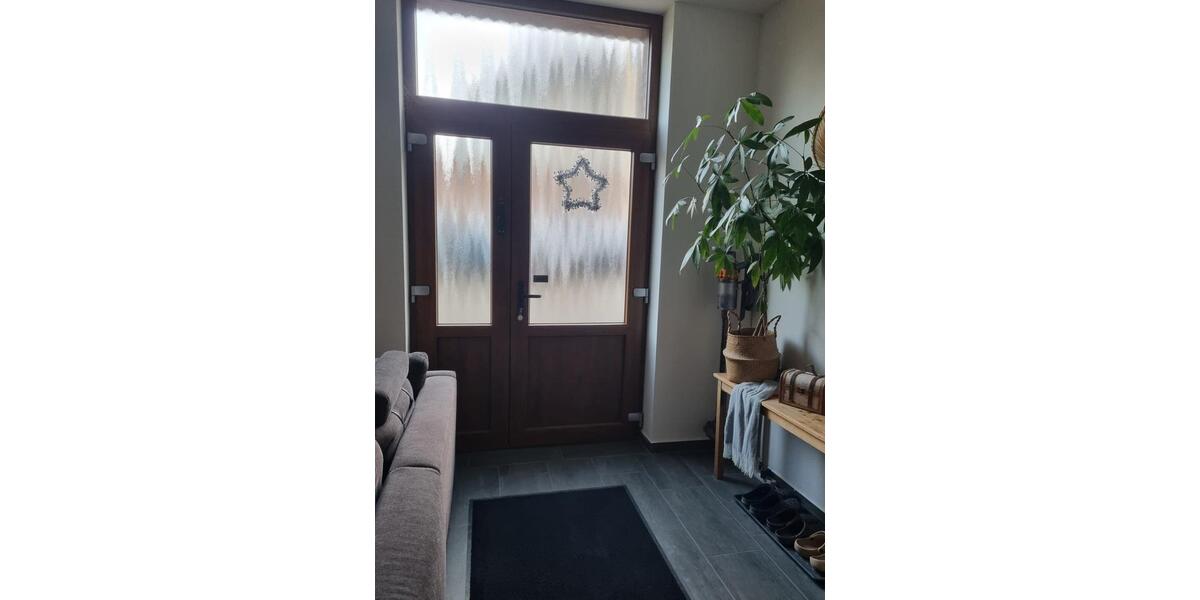 großzügige moderne Etagenwohnung in ehemaliger Fabrik 5 zimmer