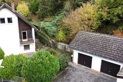 Haus Hahnenbach - 9 Zimmer, 230 m&sup2;, 1.290&euro; | Angebot:26005537