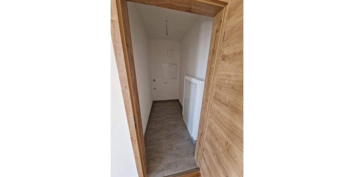 Etagenwohnung Hengersberg b Deggendorf Hengersberg - 3 Zimmer, 74 m&sup2;, 814&euro; | Angebot:25865839