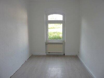 Etagenwohnung Weißenfels - 4 Zimmer, 81 m&sup2;, 410&euro; | Angebot:25733073